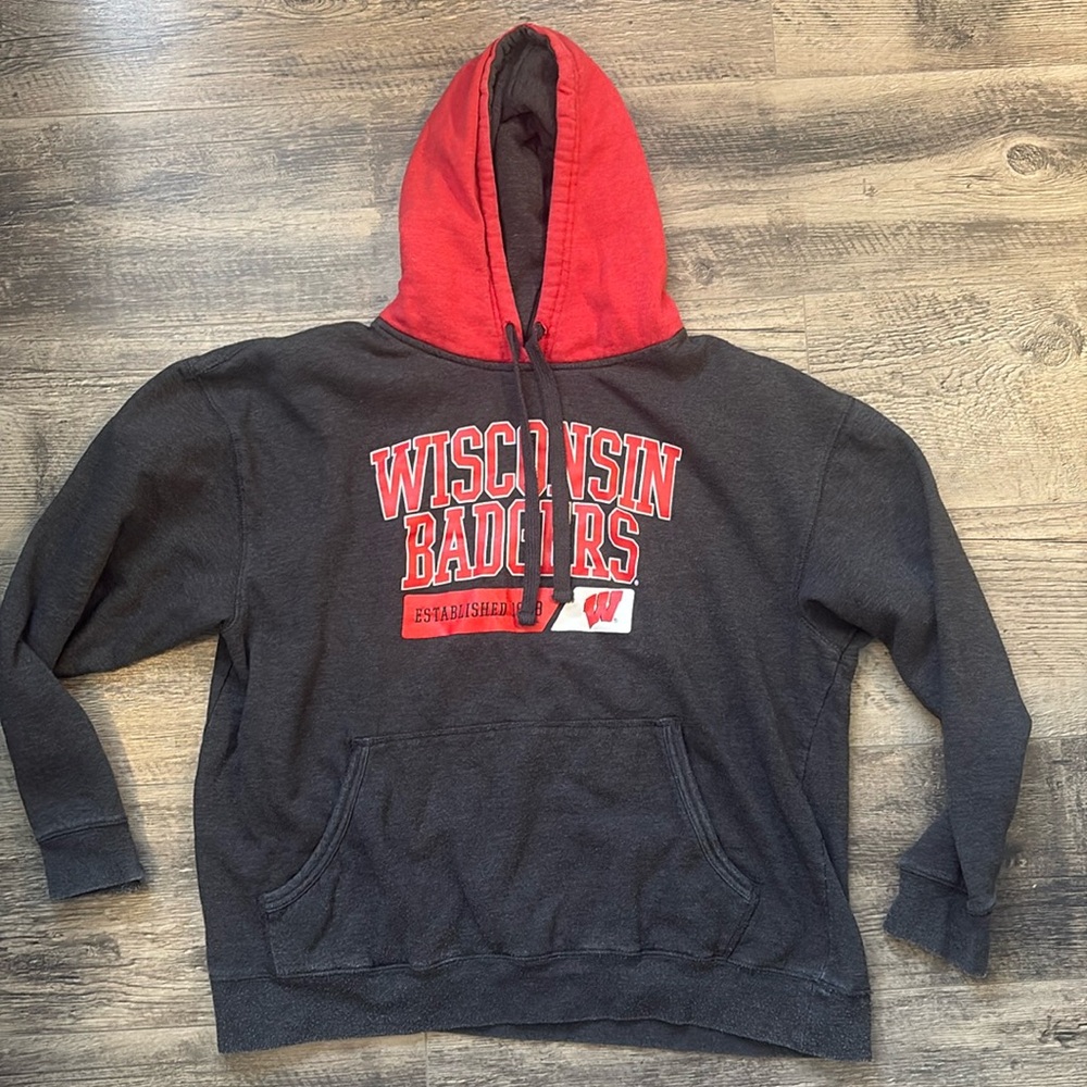UW MADISON WISCONSIN BADGERS HOODIE